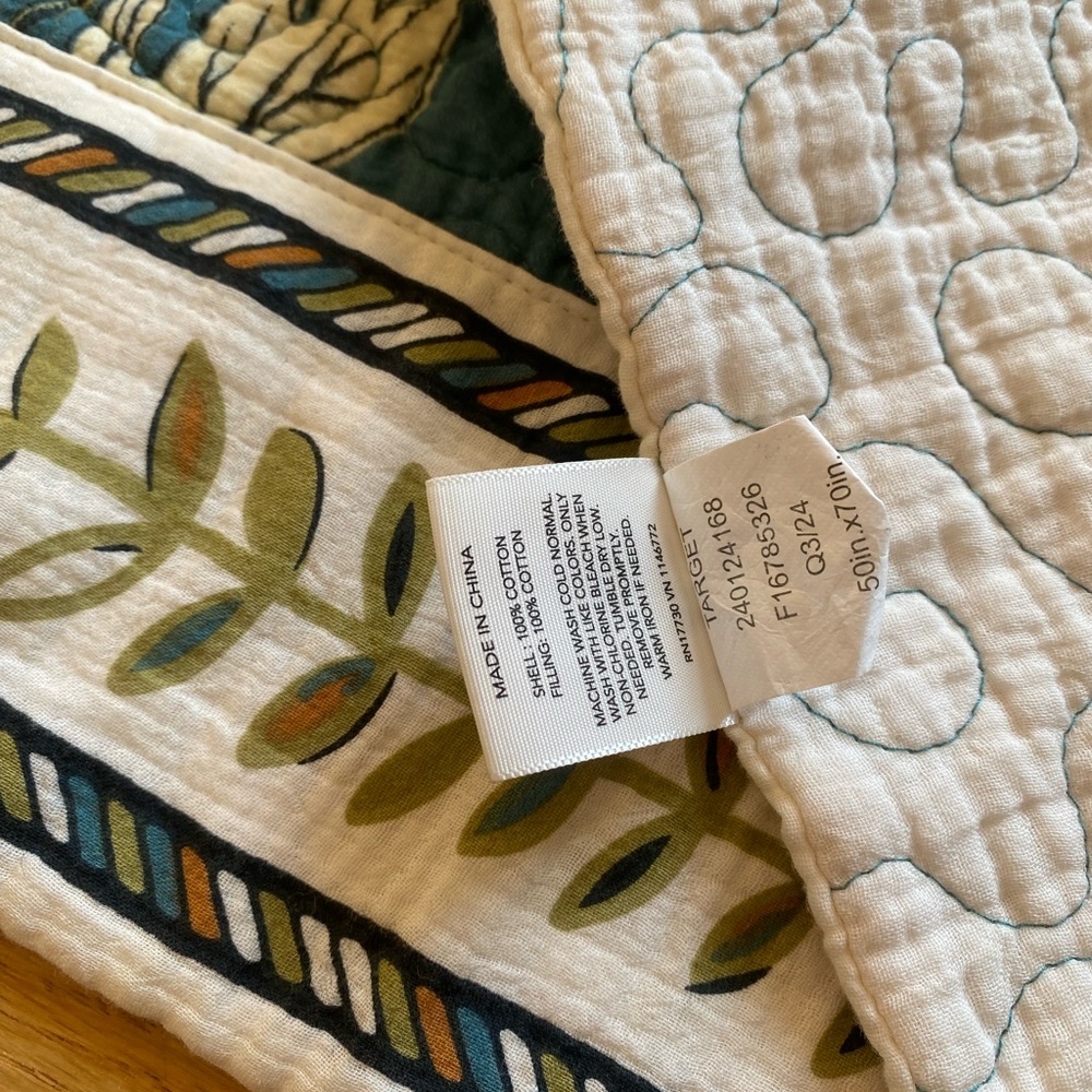 John Derian X Target Elegant Teal Leaf Pattern Quilt - Picture 3 of 4